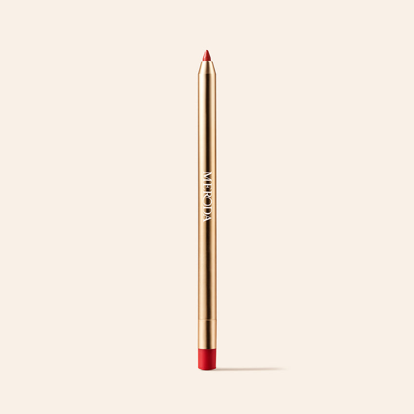 Signature Lip Pencil in Luscious Red mit goldener Verpackung für präzise Lippendefinition