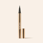 It's All About The Wing Liquid Waterproof Eyeliner goldener Metallstift mit abgenommener Kappe und feiner Präzisionsspitze.