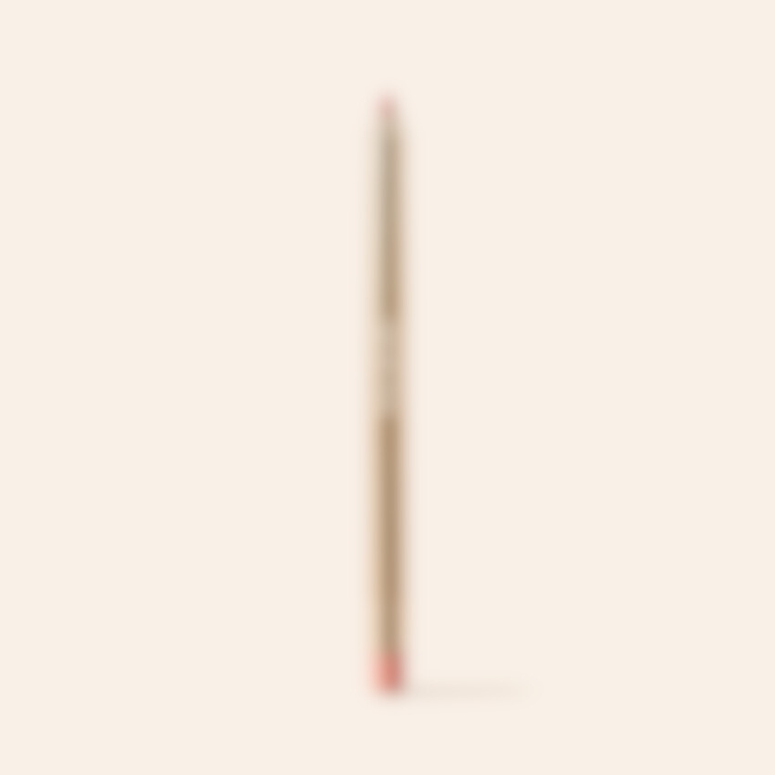 Meroda Cosmetics Mystery-Geschenk Make-up-Stift auf hellem Hintergrund