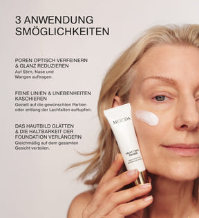 Velvet Skin Primer Tube und Anwendungsswatch auf dem Gesicht eines Models zur Demonstration der porenverfeinernden Vorteile